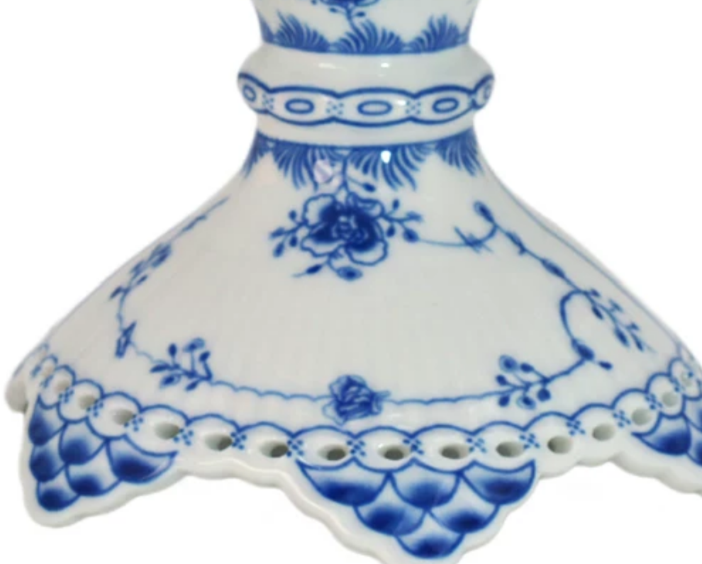 Jingdezhen Blue & White Glaze-Inlaid Arabesque Lace Footed Serving Platter