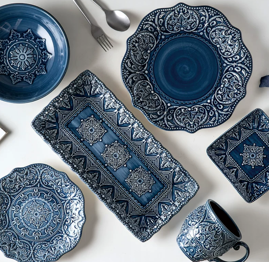 French Baroque Embossed Ceramic Dinnerware Set — Deep Blue Luxury Tableware