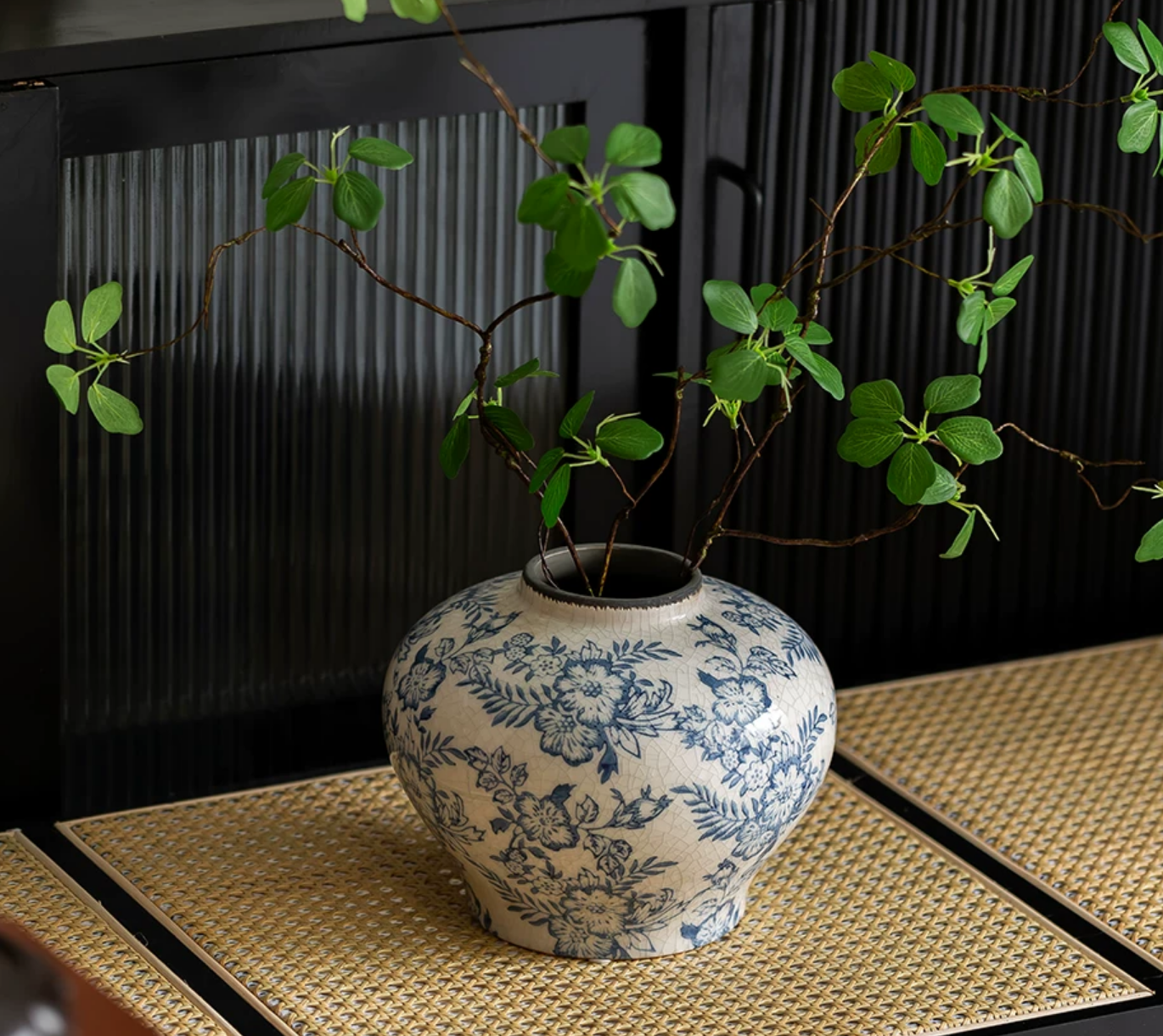 Blue & White Floral Ceramic Vase – Living Room Flower Arrangement Collection