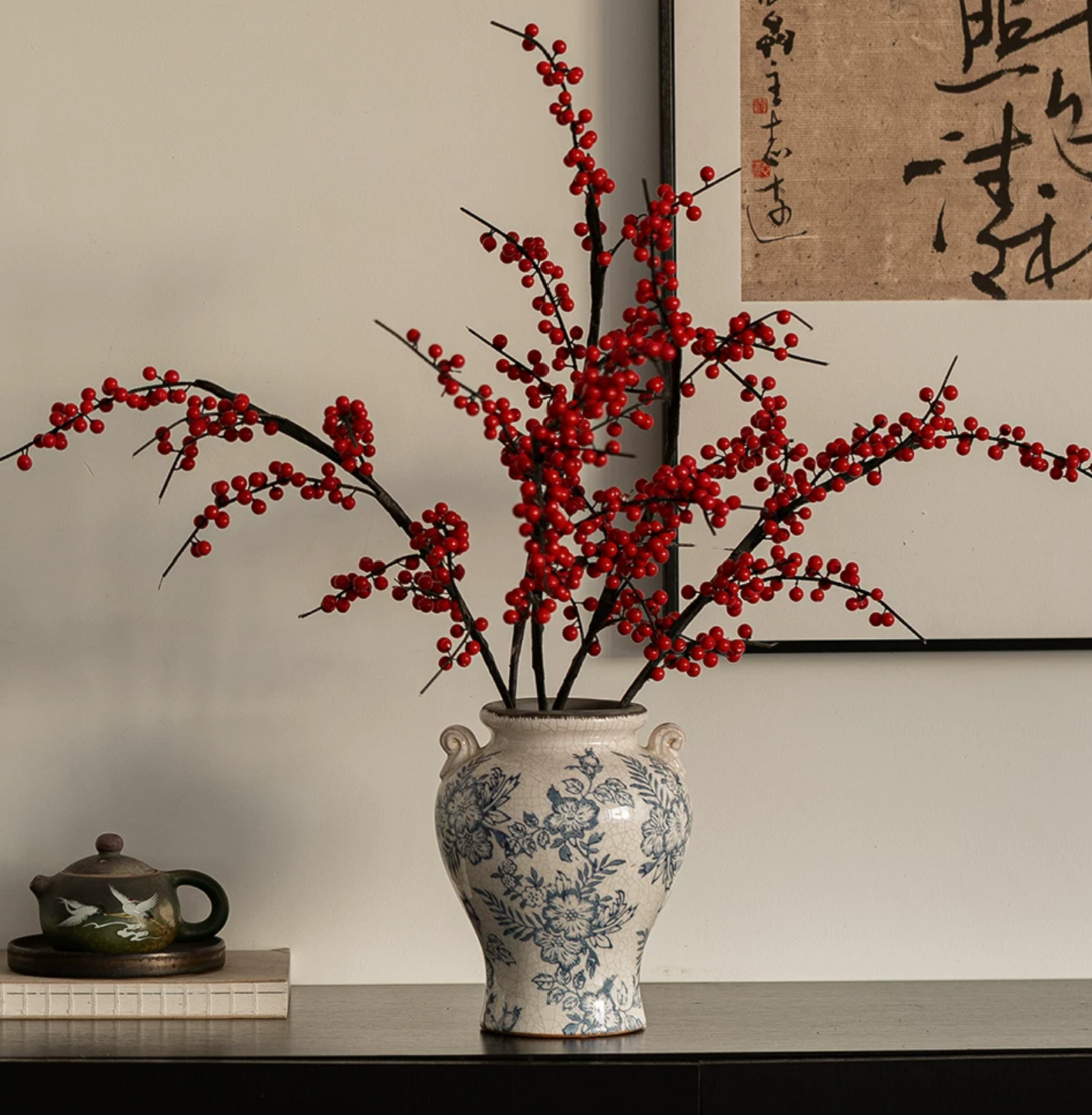 Blue & White Floral Ceramic Vase – Living Room Flower Arrangement Collection