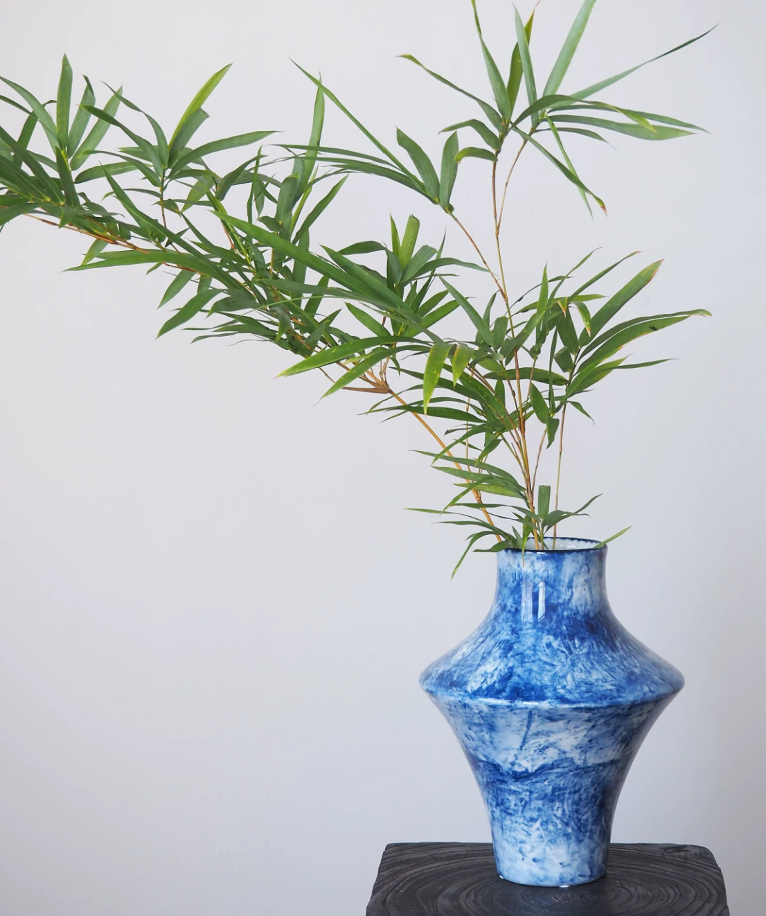 Blue cloud ceramic vase rim detail