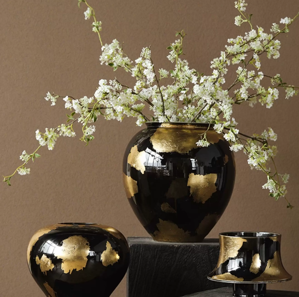 Hand-Applied Gold Leaf Ceramic Vase – Black & Gold Wheel-Thrown Flower Vessel