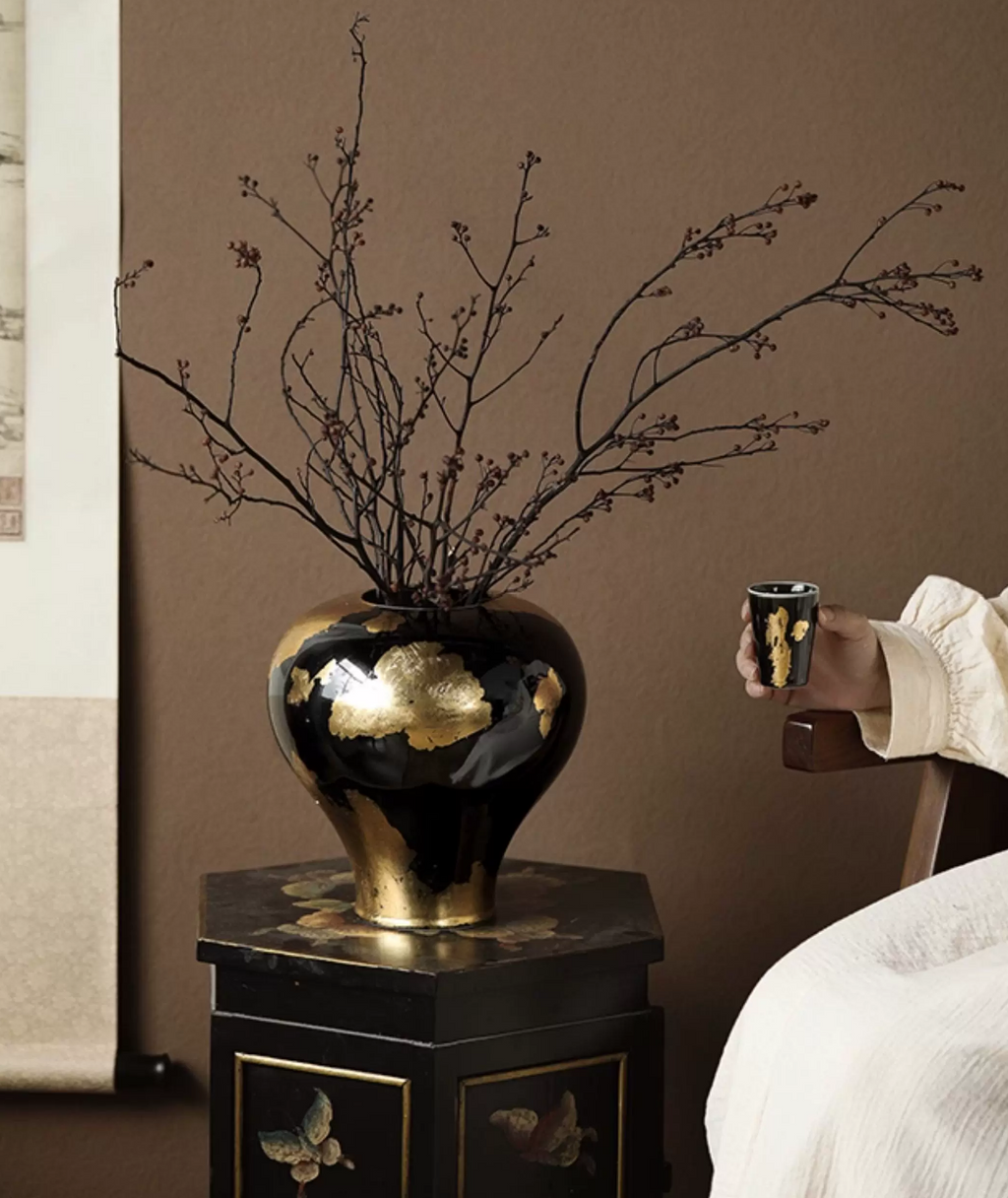 Hand-Applied Gold Leaf Ceramic Vase – Black & Gold Wheel-Thrown Flower Vessel