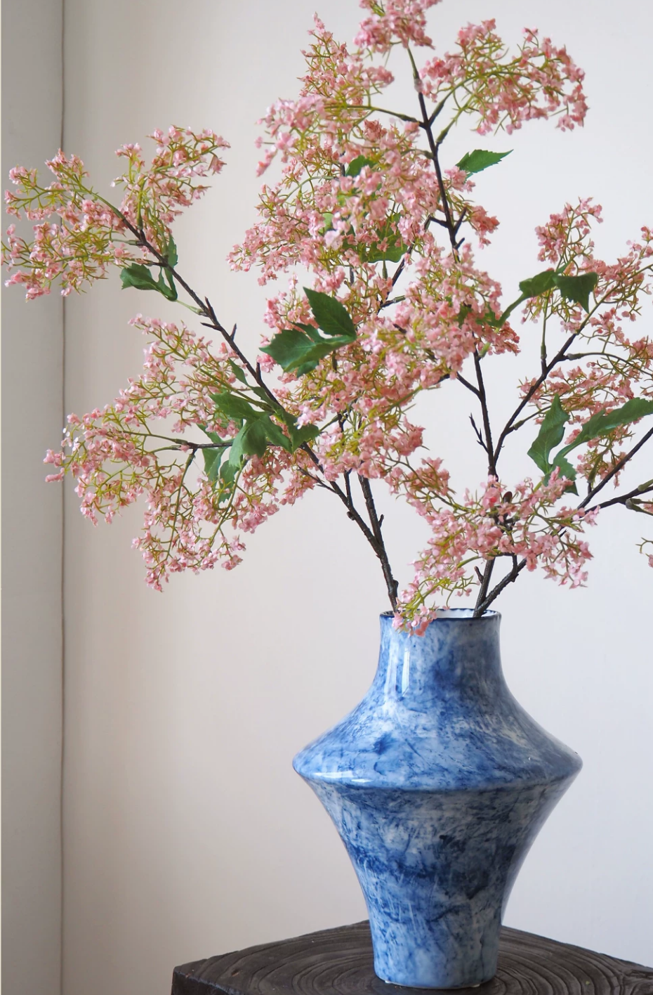Blue cloud ceramic vase body detail